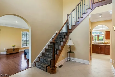 $1,300,000 | 916 Valley Road, Watchung, NJ 07069