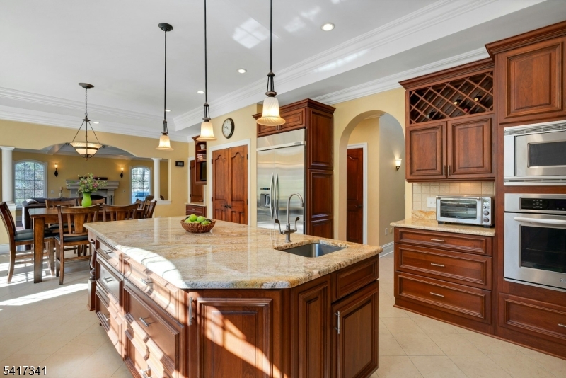 916 Valley Road Watchung, NJ 07069 - Photo 9 of 44