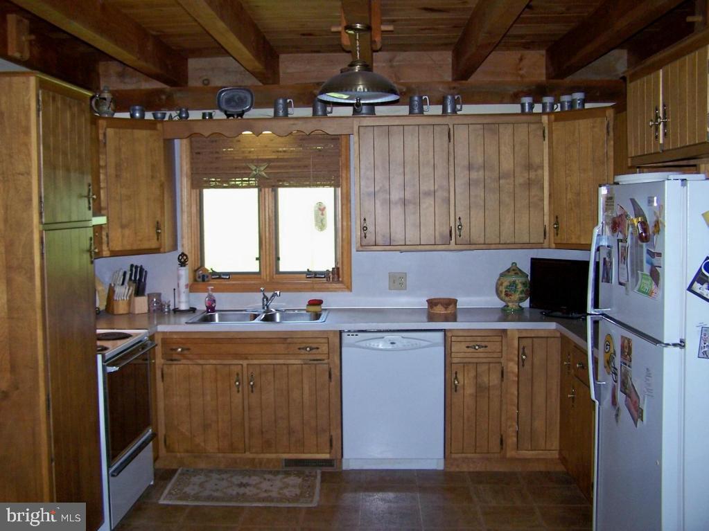 250 Sylvan Retreat Road Columbia, PA 17512 - Photo 10 of 33 Gallery Image 10