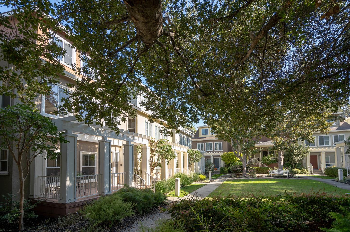 129 Azalea Drive Mountain View, CA 94041 - Photo 3 of 53 a front view of a house with a garden