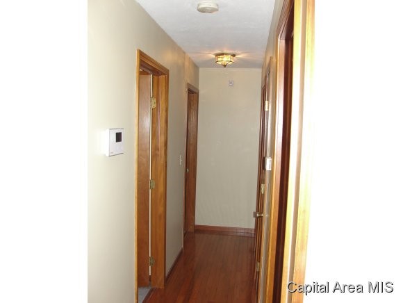 100 Walnut Valley Drive Springfield, IL 62707 - Photo 10 of 24