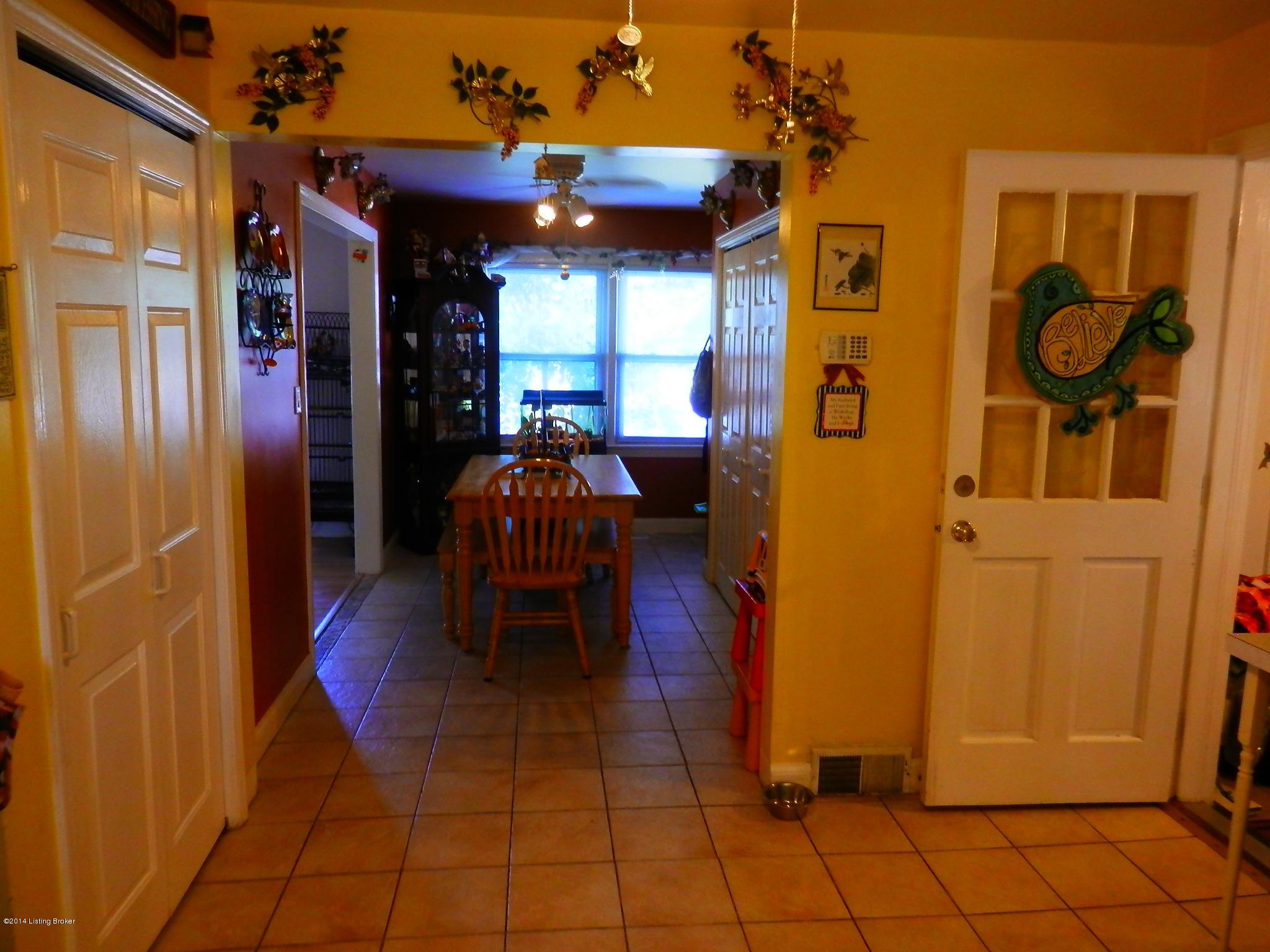 4624 Poplar Level Road Louisville, KY 40213 - Photo 8 of 17 Poplar Level (23)