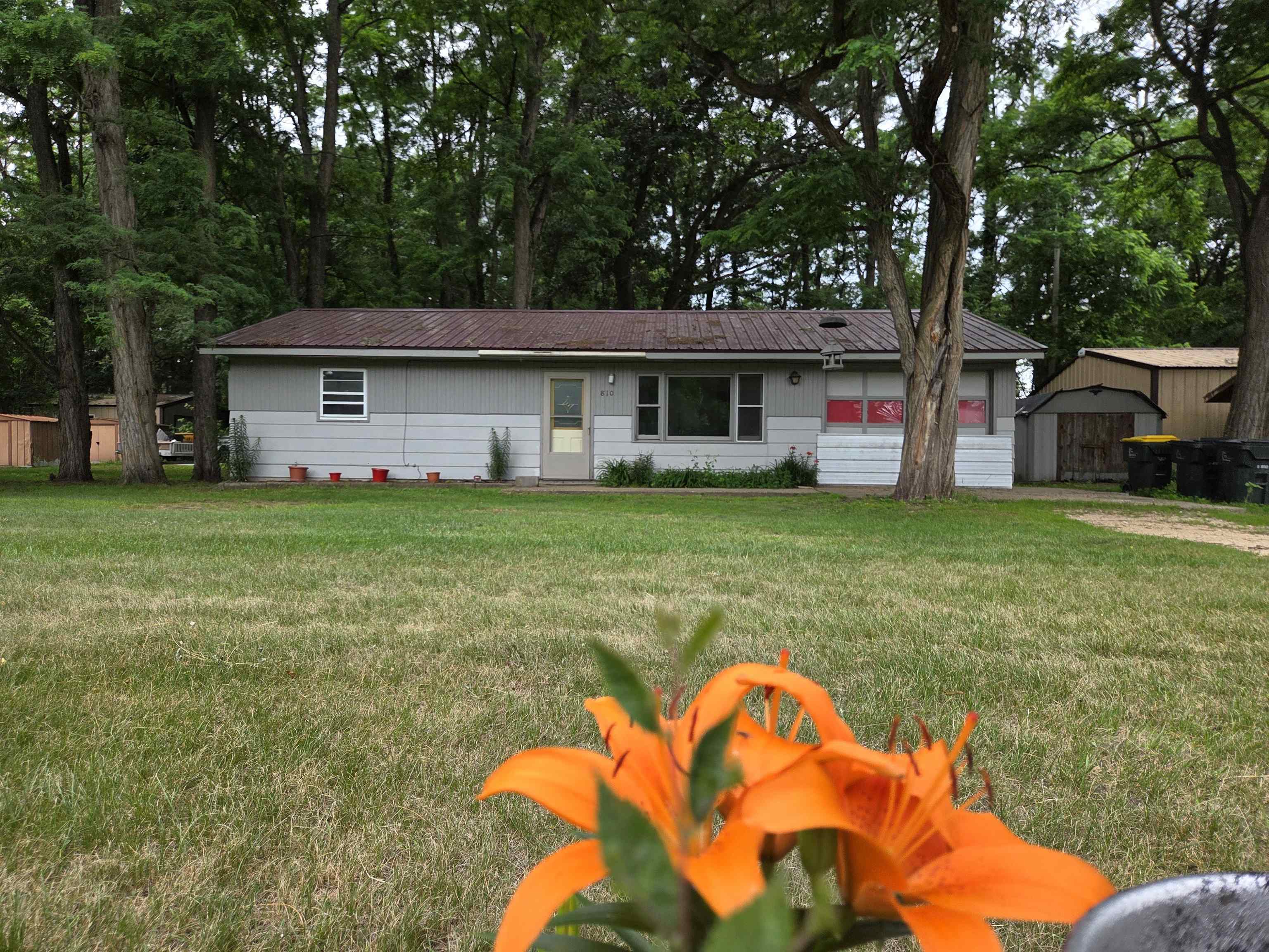 810 Locust Road Avoca, WI 53506 - Photo 3 of 48 Gallery Image 3