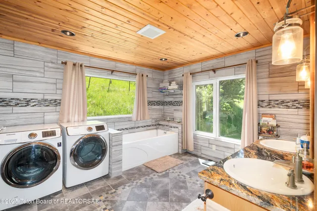 $1,250,000 | 2840 Dry Creek Road, Afton, WY 83110