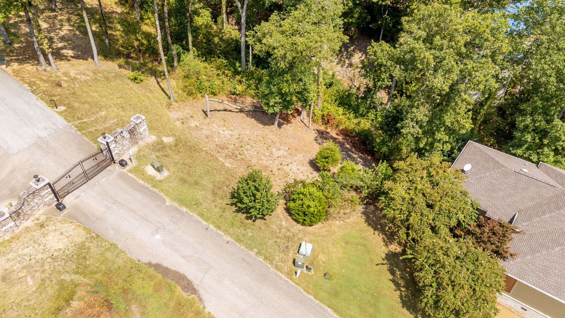 0 Quarry Hollow Pnt Road Savannah, TN 38372 - Photo 4 of 30 a view of a yard
