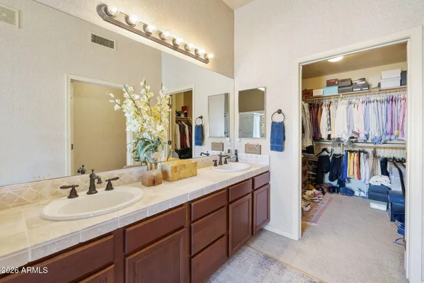 $500,000 | 2989 North 44th Street, Unit 3018, Phoenix, AZ 85018