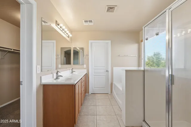 $2,100 | 3032 East Denim Trail, San Tan Valley, AZ 85143