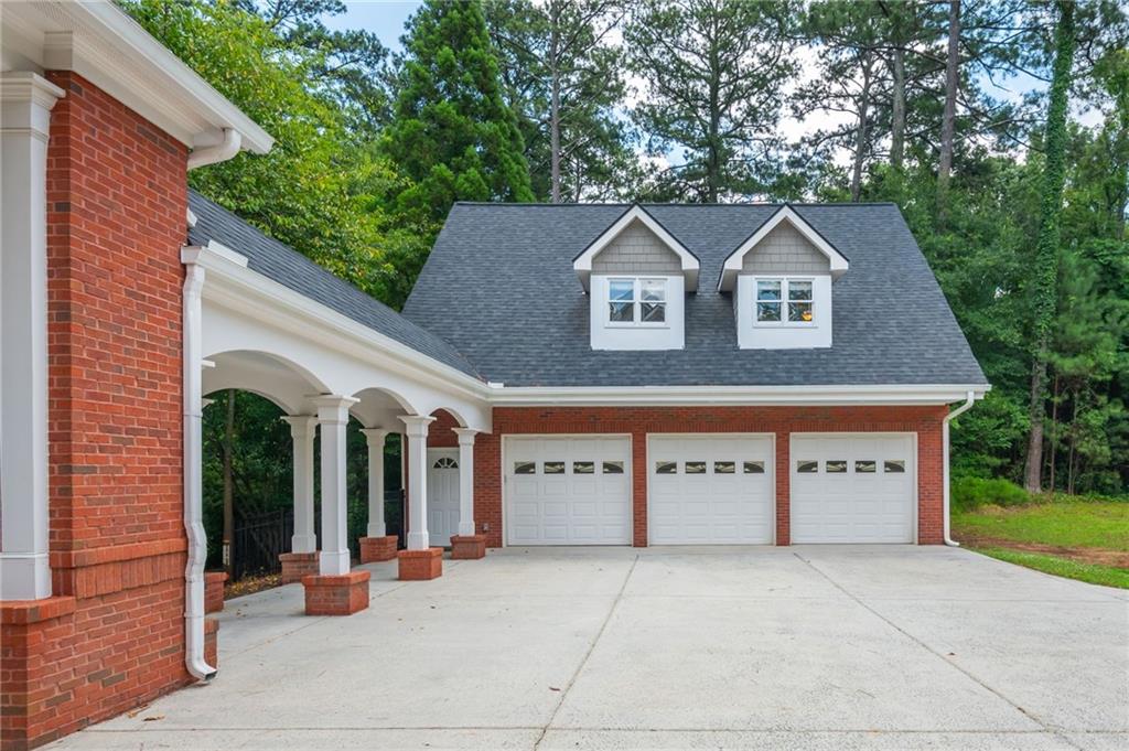 360 Kent Road Roswell, GA 30075 - Photo 74 of 100