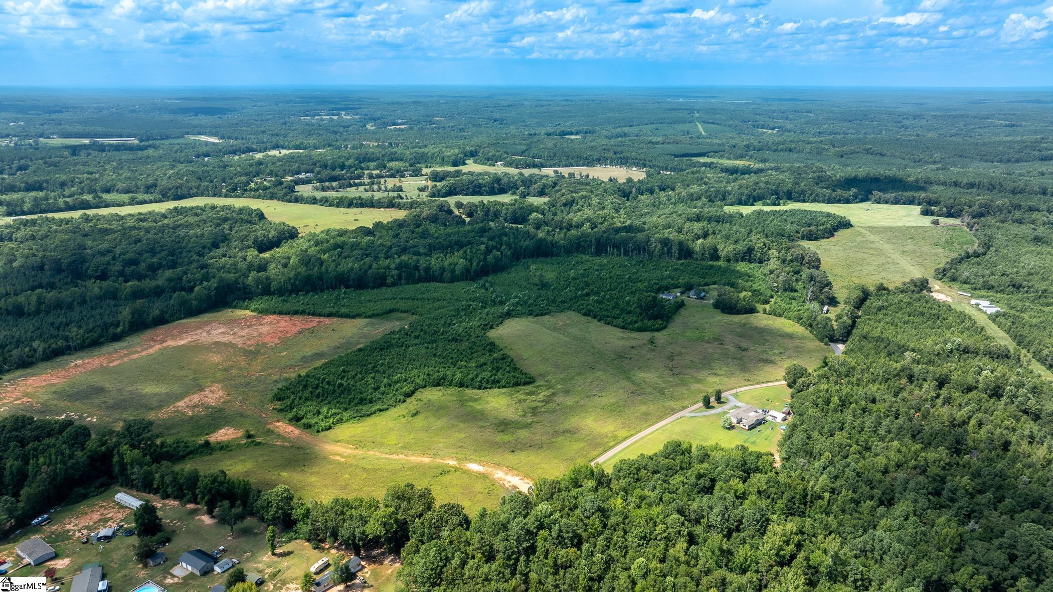 1147 Mt Vernon Church Road Laurens, SC 29360 - Photo 15 of 29 83 Arces