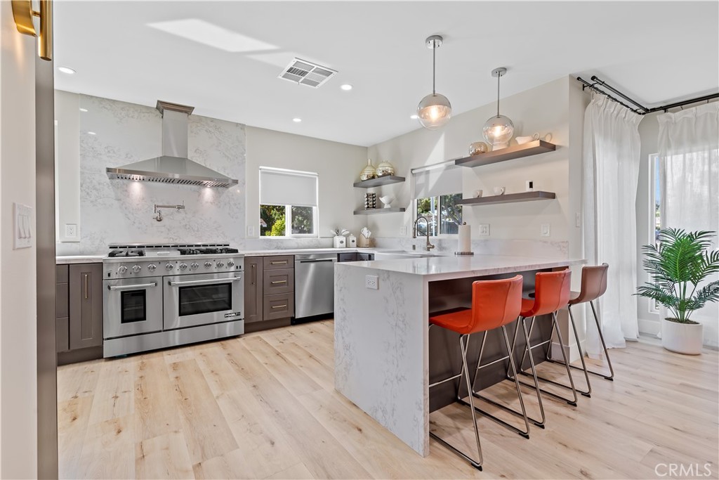 12426 Idaho Avenue Los Angeles, CA 90025 - Photo 11 of 47