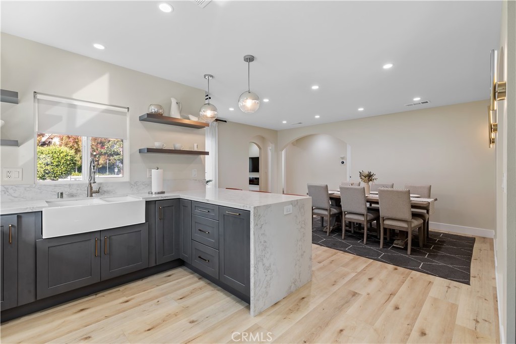 12426 Idaho Avenue Los Angeles, CA 90025 - Photo 10 of 47