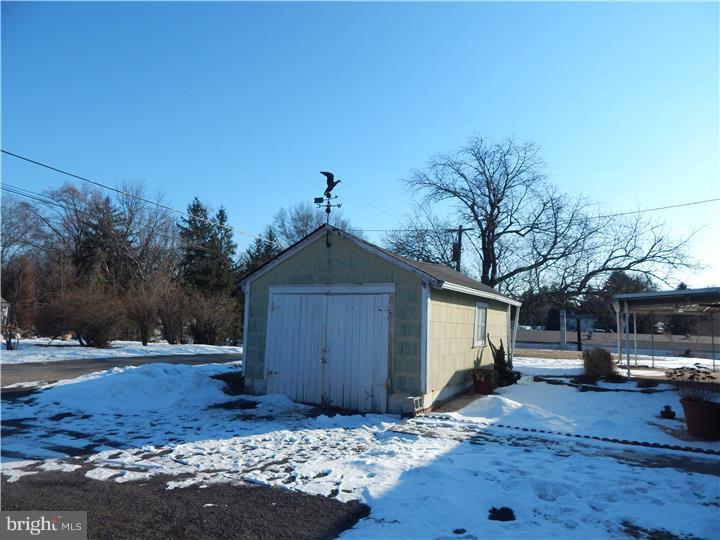 238 Root Avenue Pottstown, PA 19465 - Photo 4 of 12