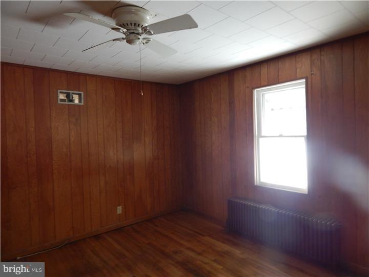 238 Root Avenue Pottstown, PA 19465 - Photo 6 of 12