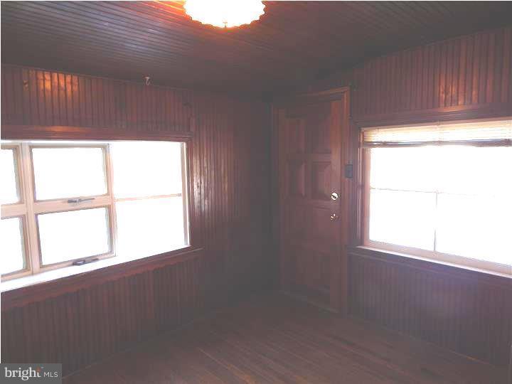 238 Root Avenue Pottstown, PA 19465 - Photo 9 of 12