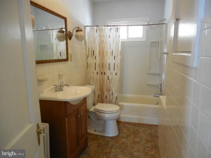 238 Root Avenue Pottstown, PA 19465 - Photo 10 of 12