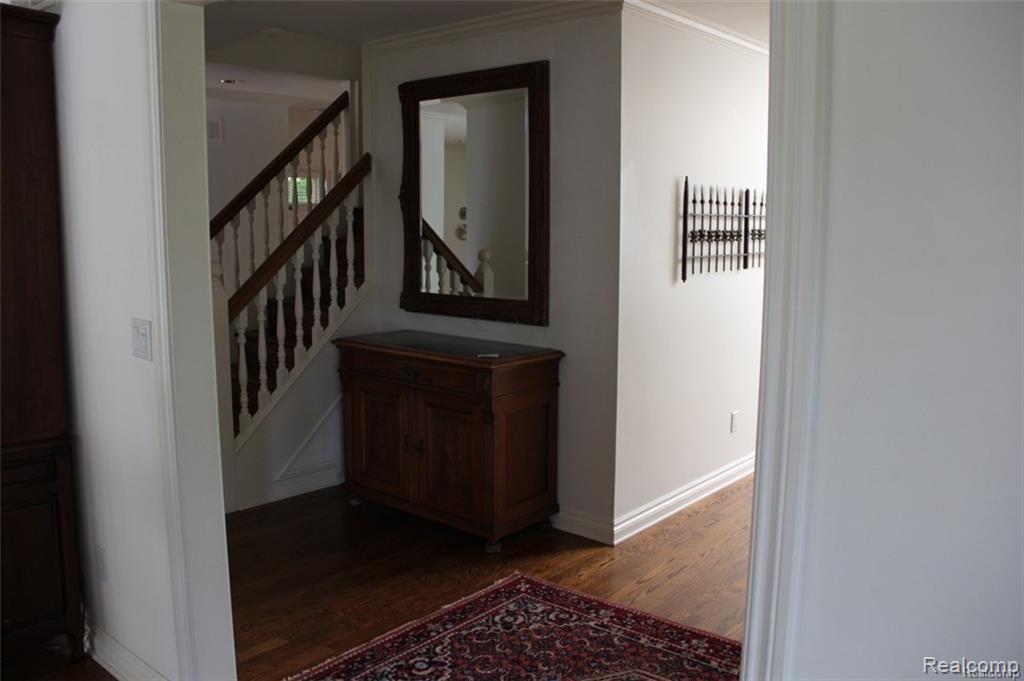 32577 Wing Lake Road Franklin, MI 48025 - Photo 16 of 37