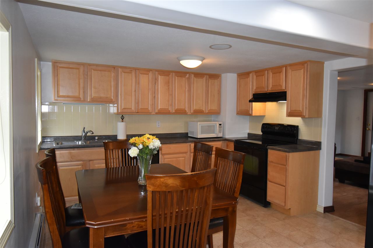 2 Phillips Street Rutland, VT 05701 - Photo 2 of 29