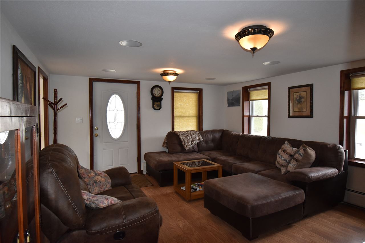 2 Phillips Street Rutland, VT 05701 - Photo 7 of 29