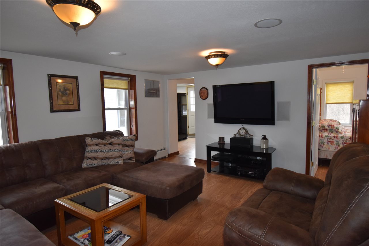 2 Phillips Street Rutland, VT 05701 - Photo 8 of 29