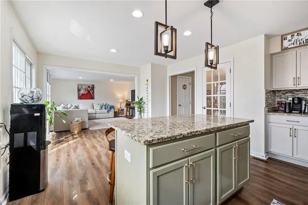 $3,750 | 8025 Jordan Court, Coraopolis, PA 15108