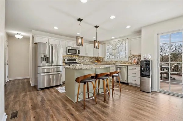 $3,750 | 8025 Jordan Court, Coraopolis, PA 15108