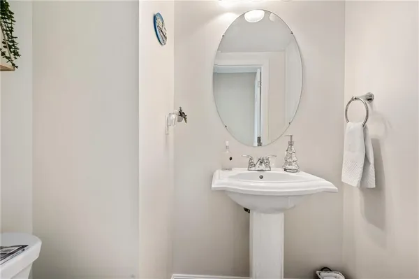 $3,750 | 8025 Jordan Court, Coraopolis, PA 15108