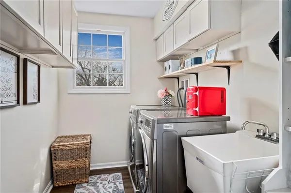 $3,750 | 8025 Jordan Court, Coraopolis, PA 15108