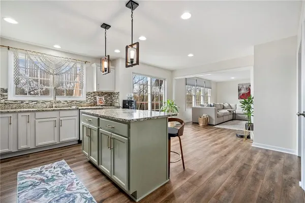 $3,750 | 8025 Jordan Court, Coraopolis, PA 15108