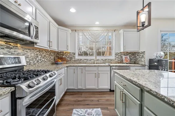 $3,750 | 8025 Jordan Court, Coraopolis, PA 15108