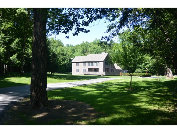 887 Oxbow Road Pittsford, VT 05763 - Photo 1 of 1