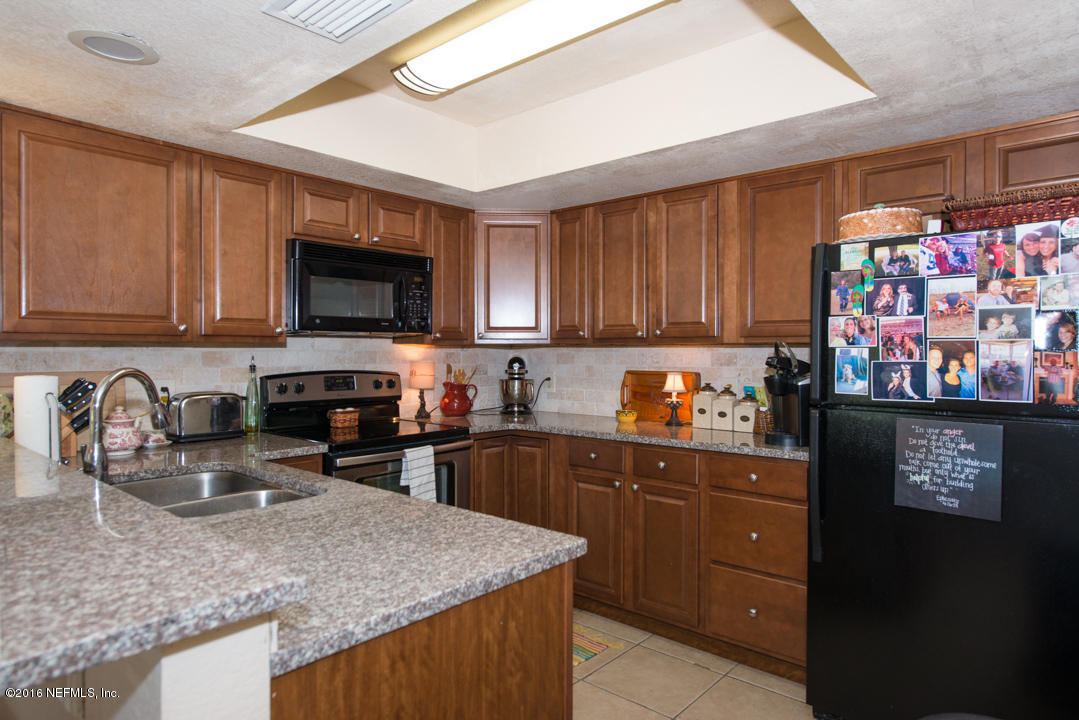 705 Tournament Road Ponte Vedra Beach, FL 32082 - Photo 8 of 20 Kitchen