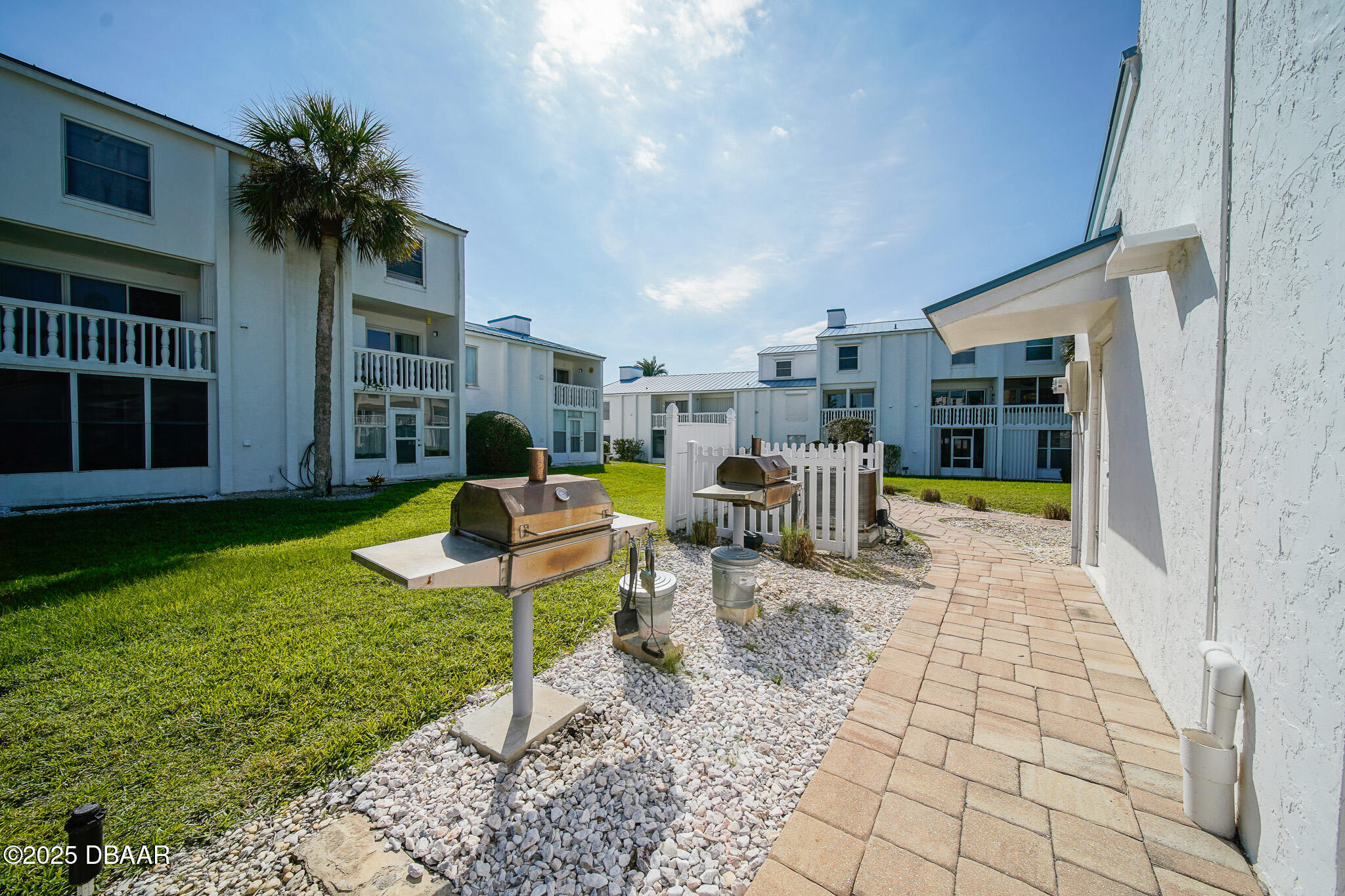 4590 South Atlantic Avenue, Unit 247 Ponce Inlet, FL 32127 - Photo 31 of 36 a living room with furniture