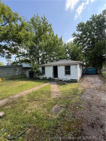 $99,000 | 821 West 8th Street, New Albany, IN 47150