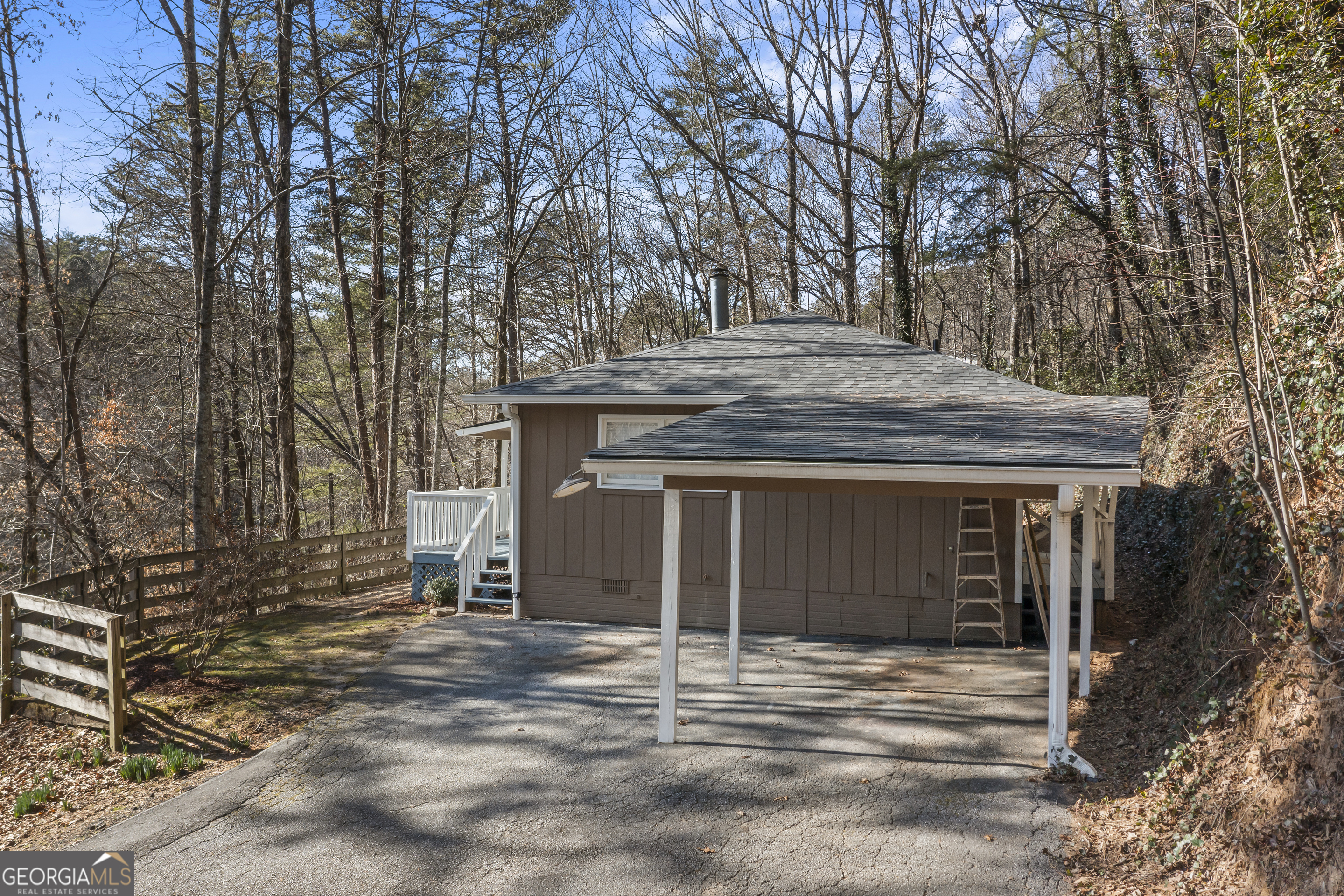 1131 Joe Davis Road Tiger, GA 30576 - Photo 5 of 45