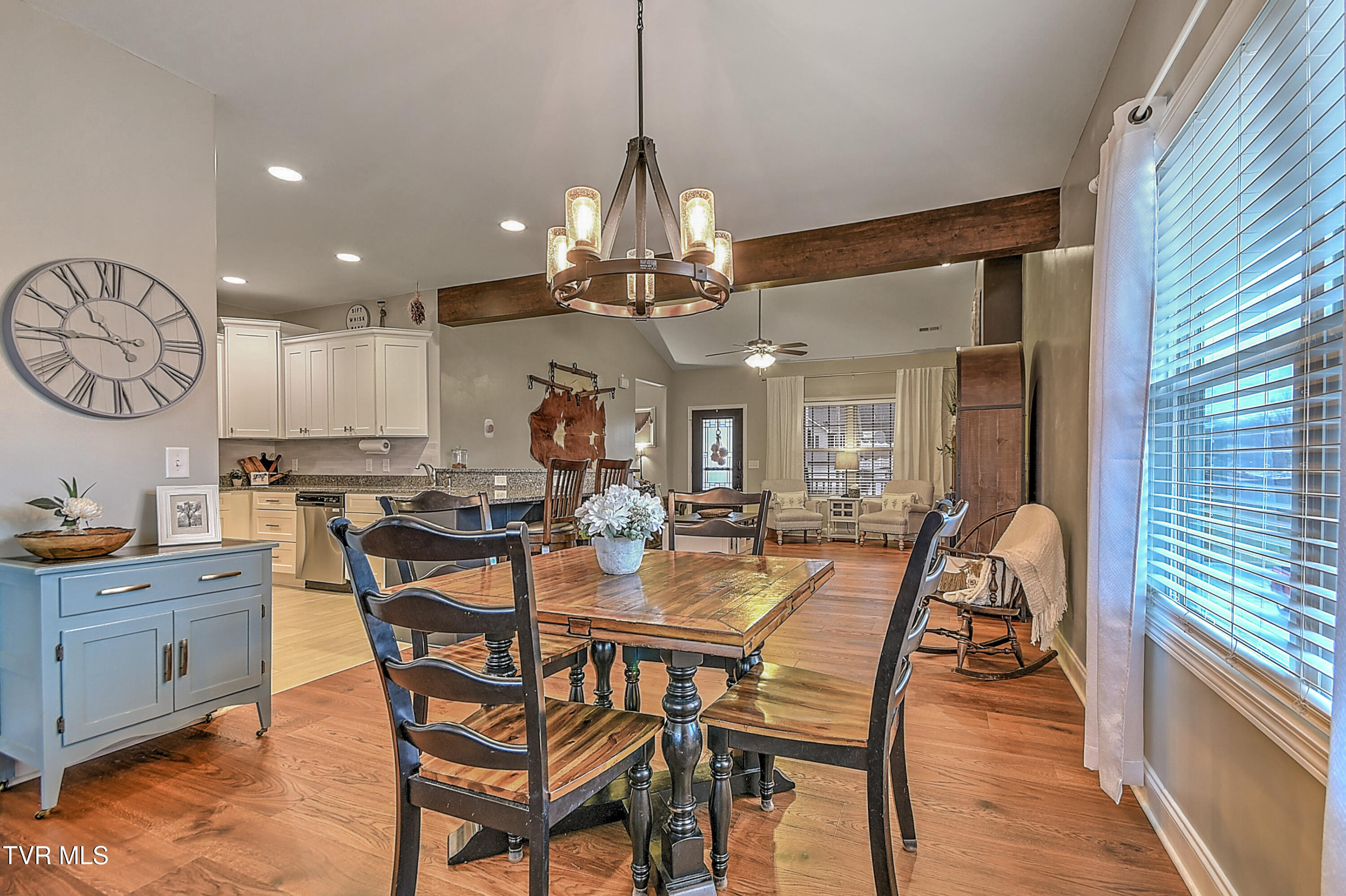 2145 Poplar Ridge Court Piney Flats, TN 37686 - Photo 10 of 55 2145 Poplar Ridge GUnit-20