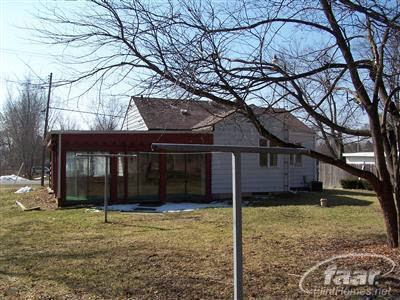 7135 Lapeer Road Davison, MI 48423 - Photo 6 of 21 20124664-5.JPG