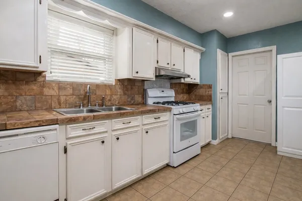 $260,000 | 31322 Alice Lane, Tomball, TX 77375