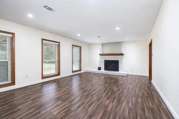 $260,000 | 31322 Alice Lane, Tomball, TX 77375