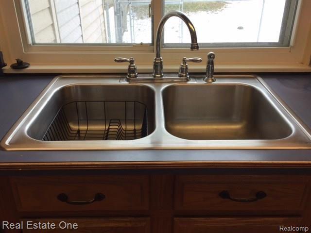 3301 Emmons Avenue Rochester Hills, MI 48307 - Photo 9 of 19