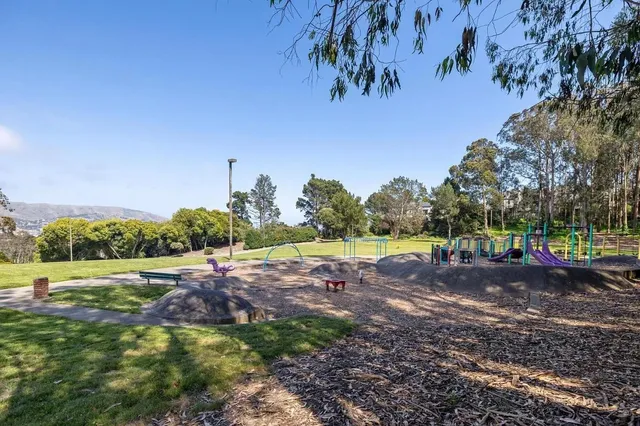 $614,000 | 1 Appian Way, Unit 7138, South San Francisco, CA 94080