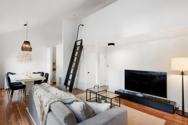 $614,000 | 1 Appian Way, Unit 7138, South San Francisco, CA 94080