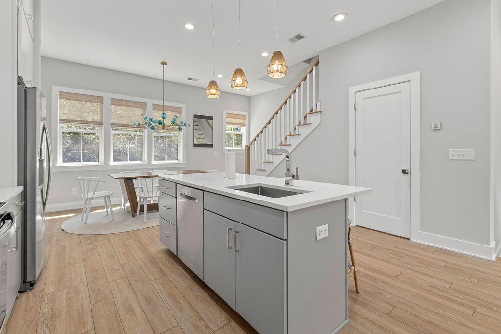 16 Shem Drive Mount Pleasant, SC 29464 - Photo 18 of 58 16ShemDr-CasaVerdeMediaLLC47