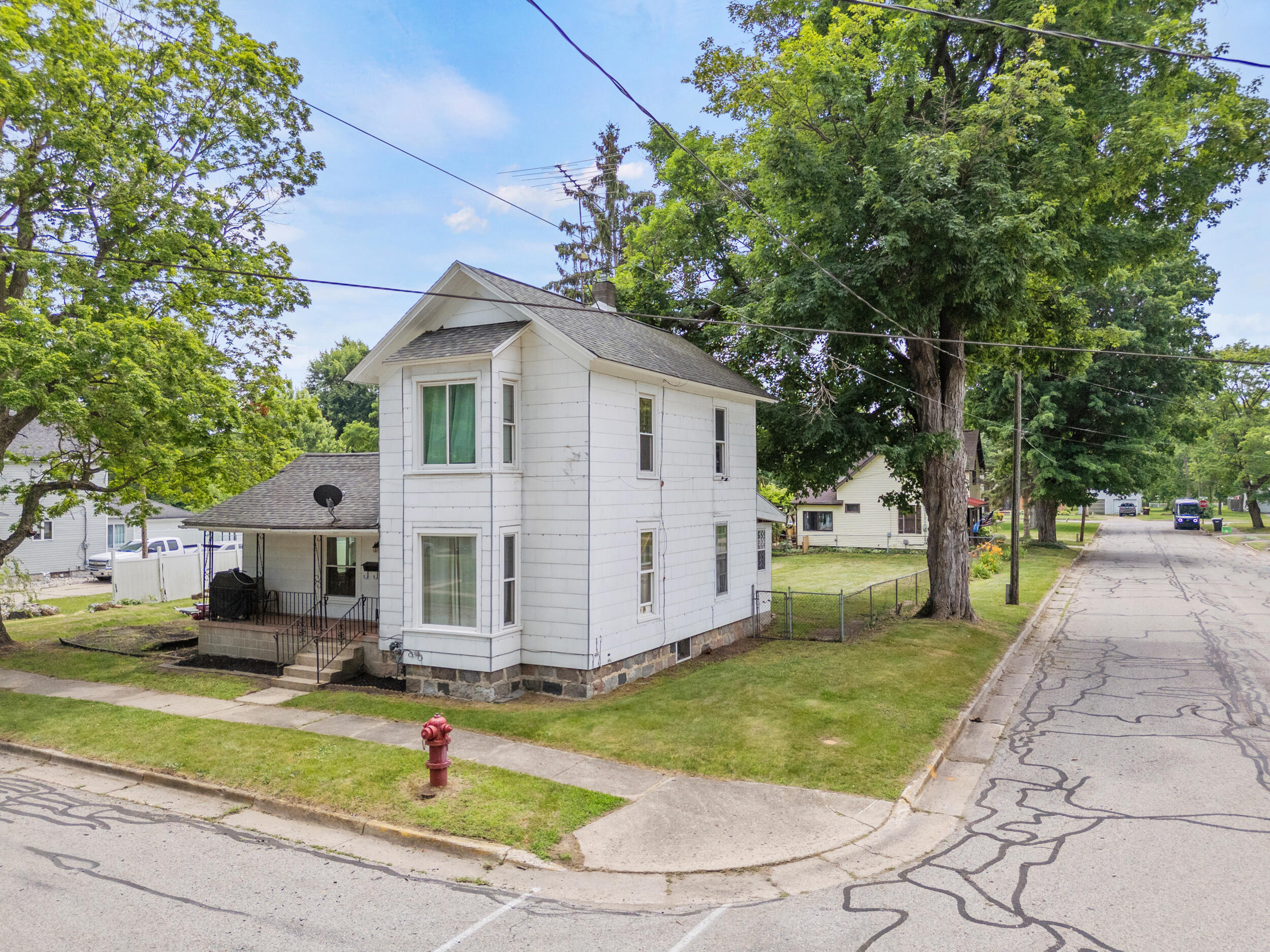 110 Nash Street Sparta, MI 49345 - Photo 2 of 30 2_a-2