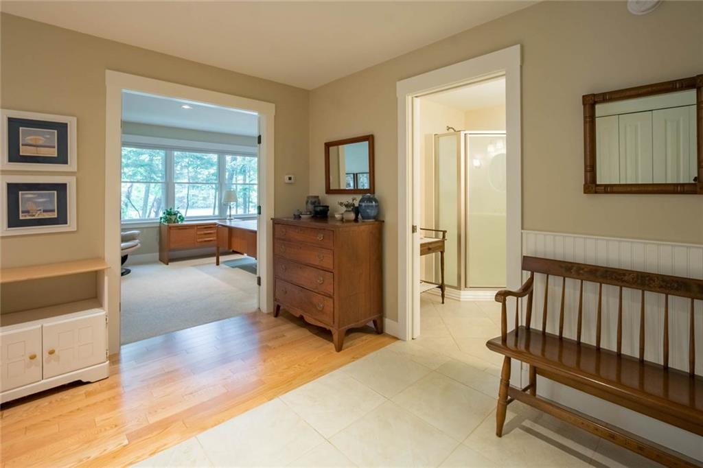 32 Cunningham Road Freeport, ME 04032 - Photo 13 of 24 Mudroom
