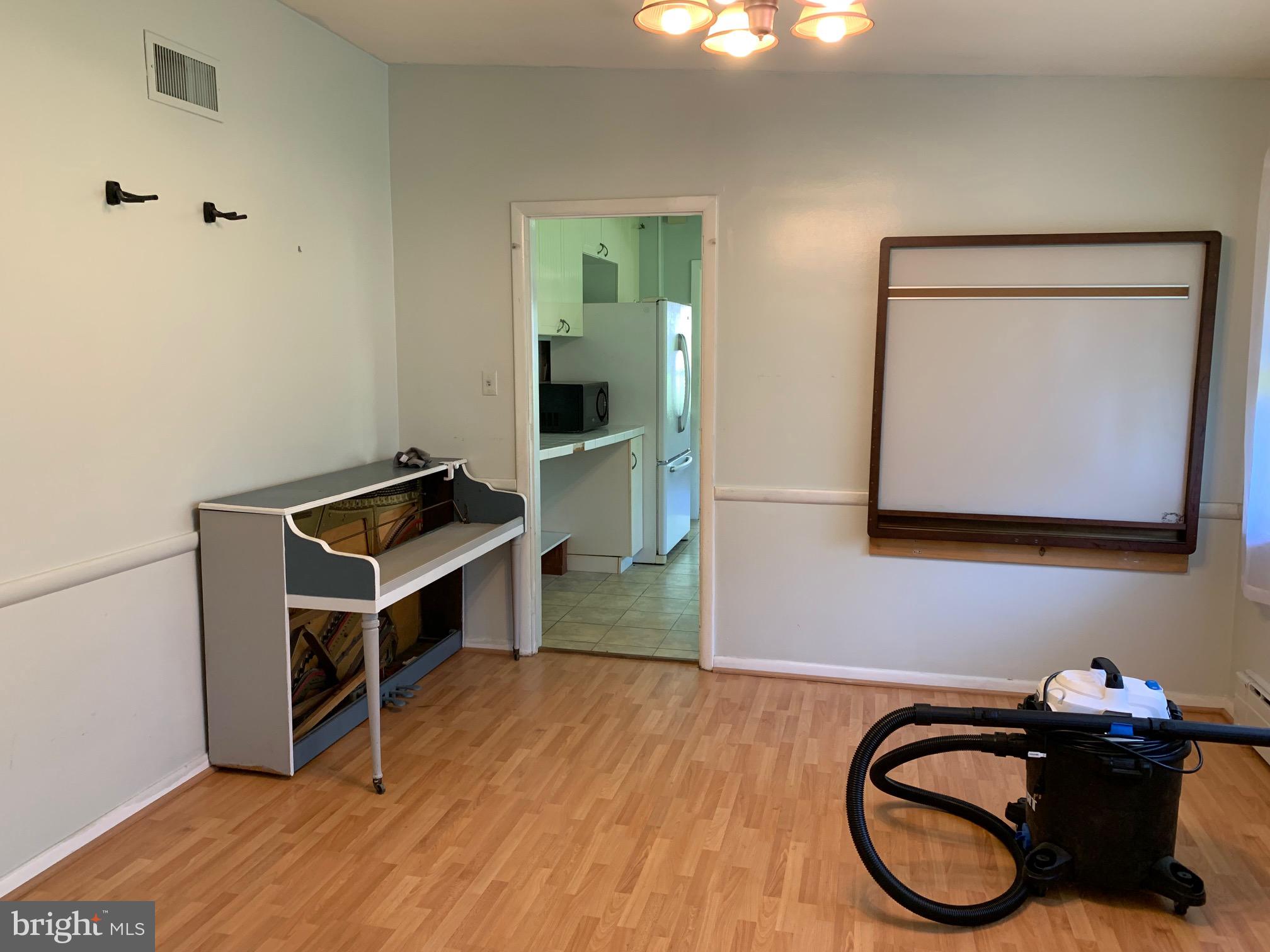 610 Hawks Bridge Road Penns Grove, NJ 08069 - Photo 5 of 13