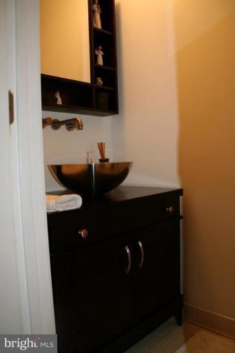 8212 Maple Ridge Avenue Springfield, VA 22153 - Photo 10 of 14 Half Bath 1