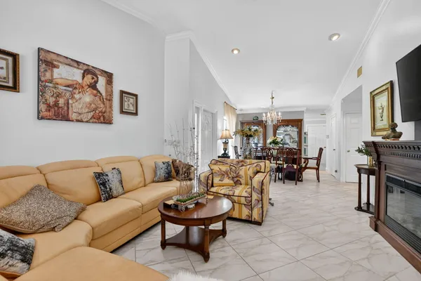 $4,800 | 9708 Erica Court, Boca Raton, FL 33496