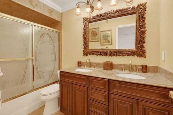 $4,800 | 9708 Erica Court, Boca Raton, FL 33496