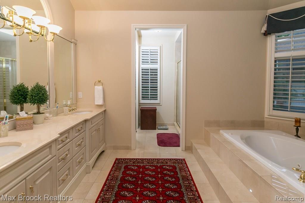 734 Palms Road Bloomfield Hills, MI 48304 - Photo 21 of 43 734PalmsRd-28.jpg