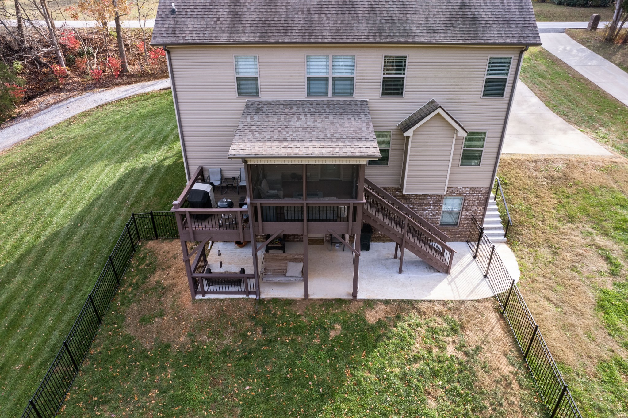 671 Salem Ridge Road Clarksville, TN 37040 - Photo 32 of 42 a view of a house with backyard porch and sitting area